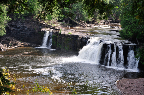 Manabezho Falls